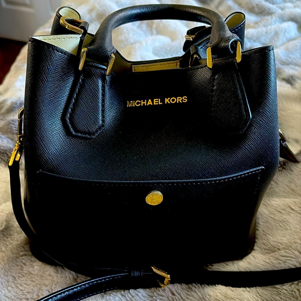 Michael Kors Bucket Purse